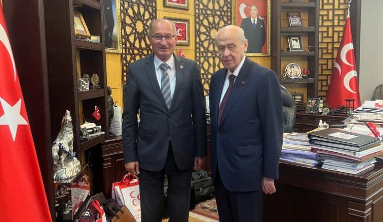 Başkan Ertürk, MHP Genel Başkanı Dr. Devlet Bahçeli ile bir araya geldi